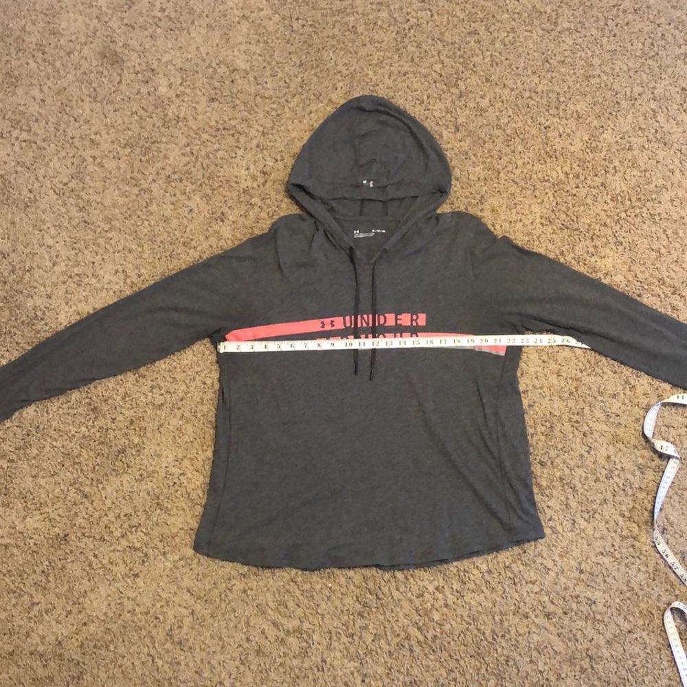 Under Armour gray long sleeve T-Shirt XL